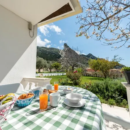 Ferienhaus To Ktimataki