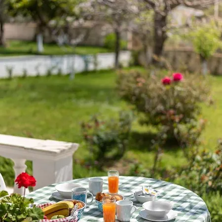 To Ktimataki Дом отдыха *