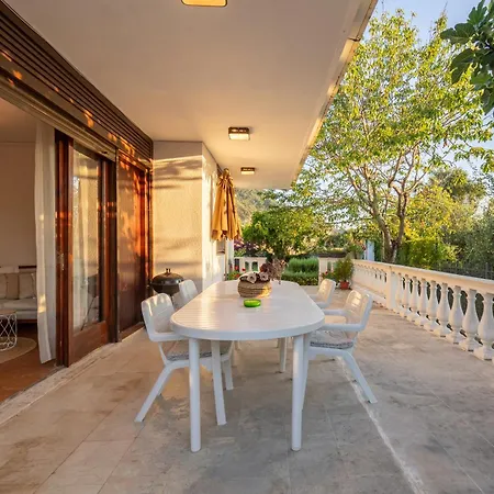 To Ktimataki Дом отдыха *